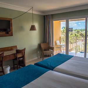 Quarto para quatro pessoas